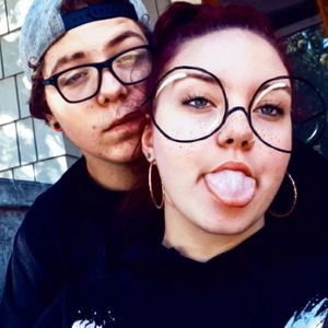 Meet your Posher, Leah